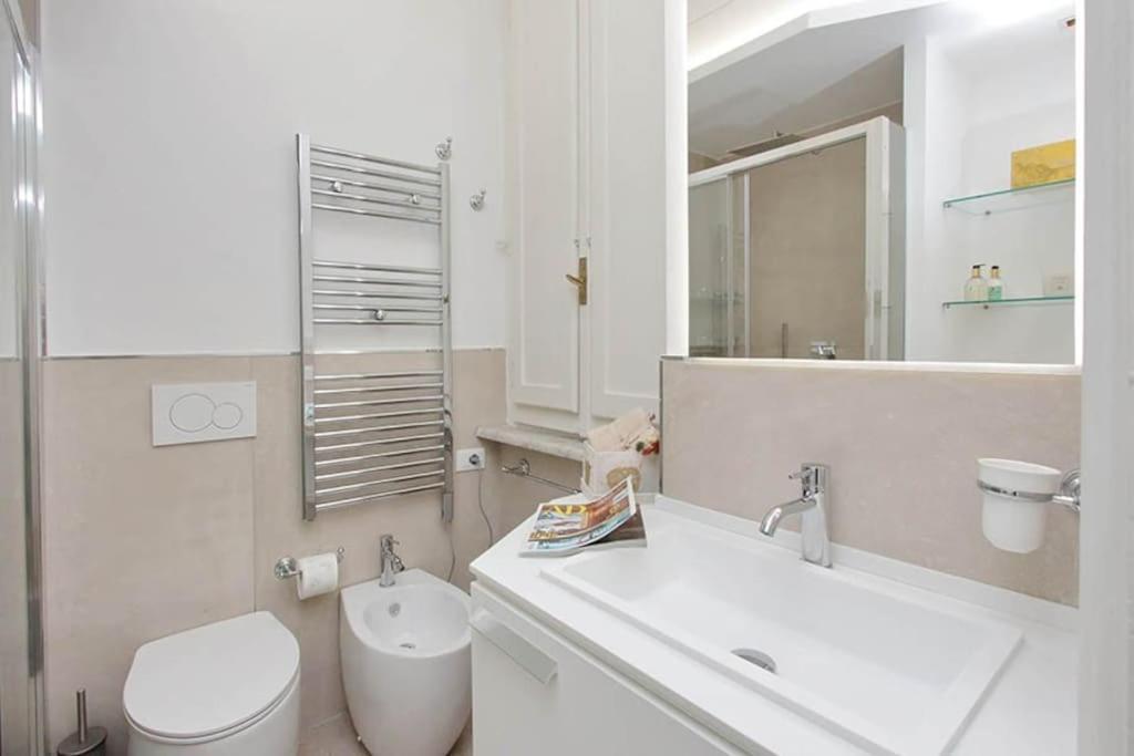 Elegant Apartment In The Heart Of Rome-Navona Area Eksteriør billede