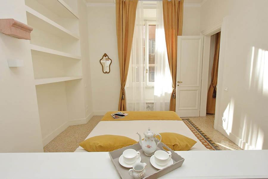 Elegant Apartment In The Heart Of Rome-Navona Area Eksteriør billede